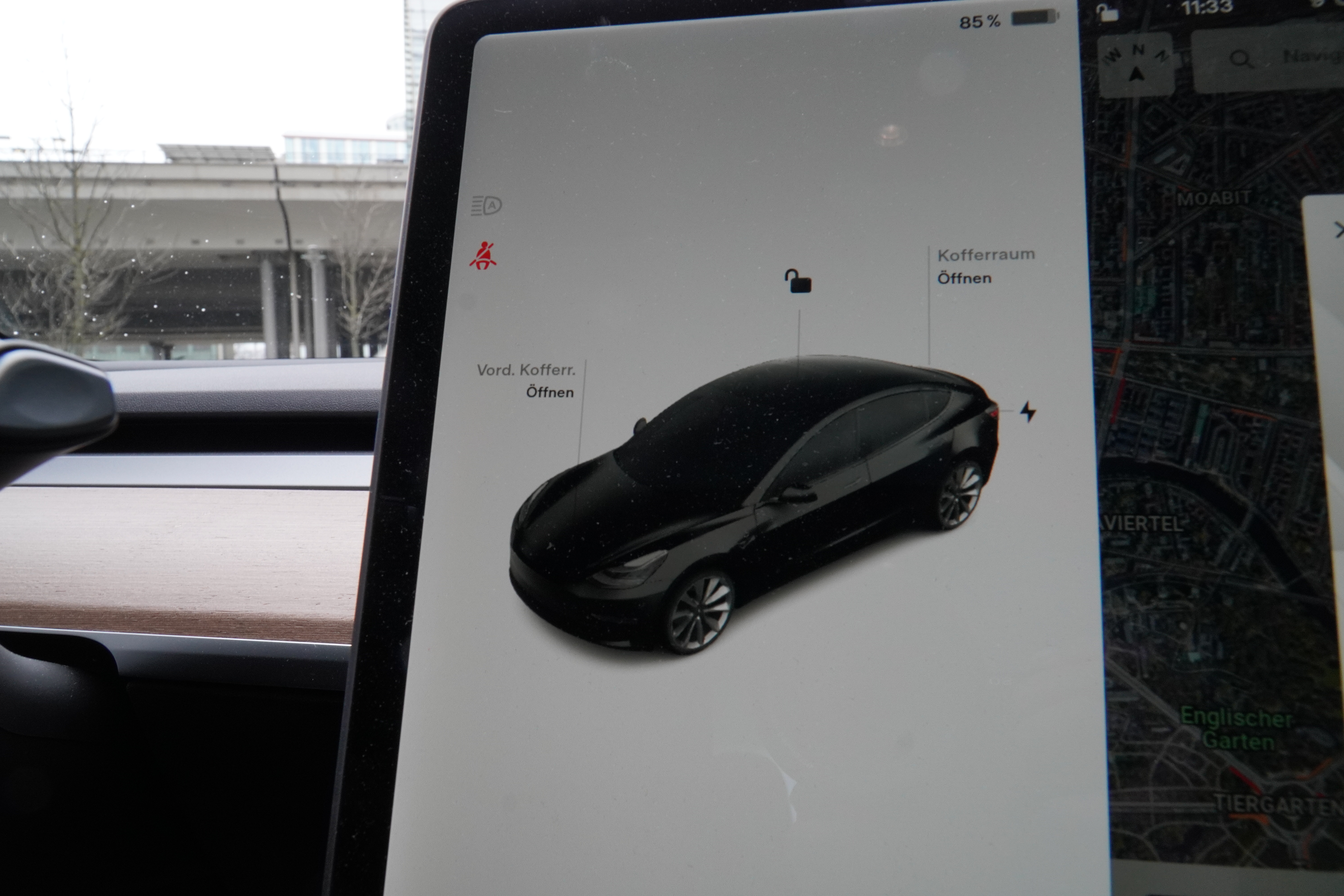 Tesla_FAQ_Trunk.JPG.jpg