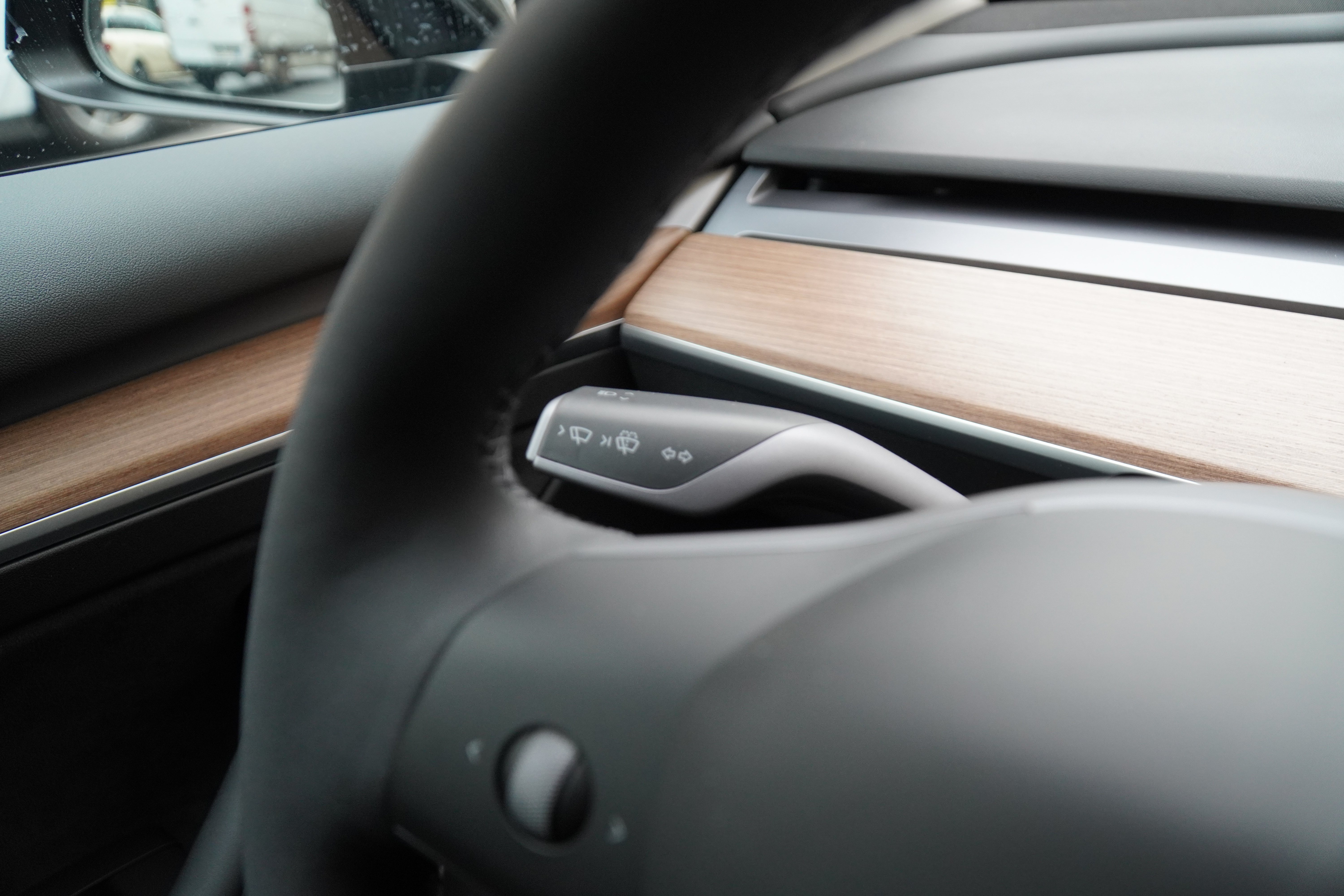 Tesla-3_faq_blkinker-scheibenwischer.jpg