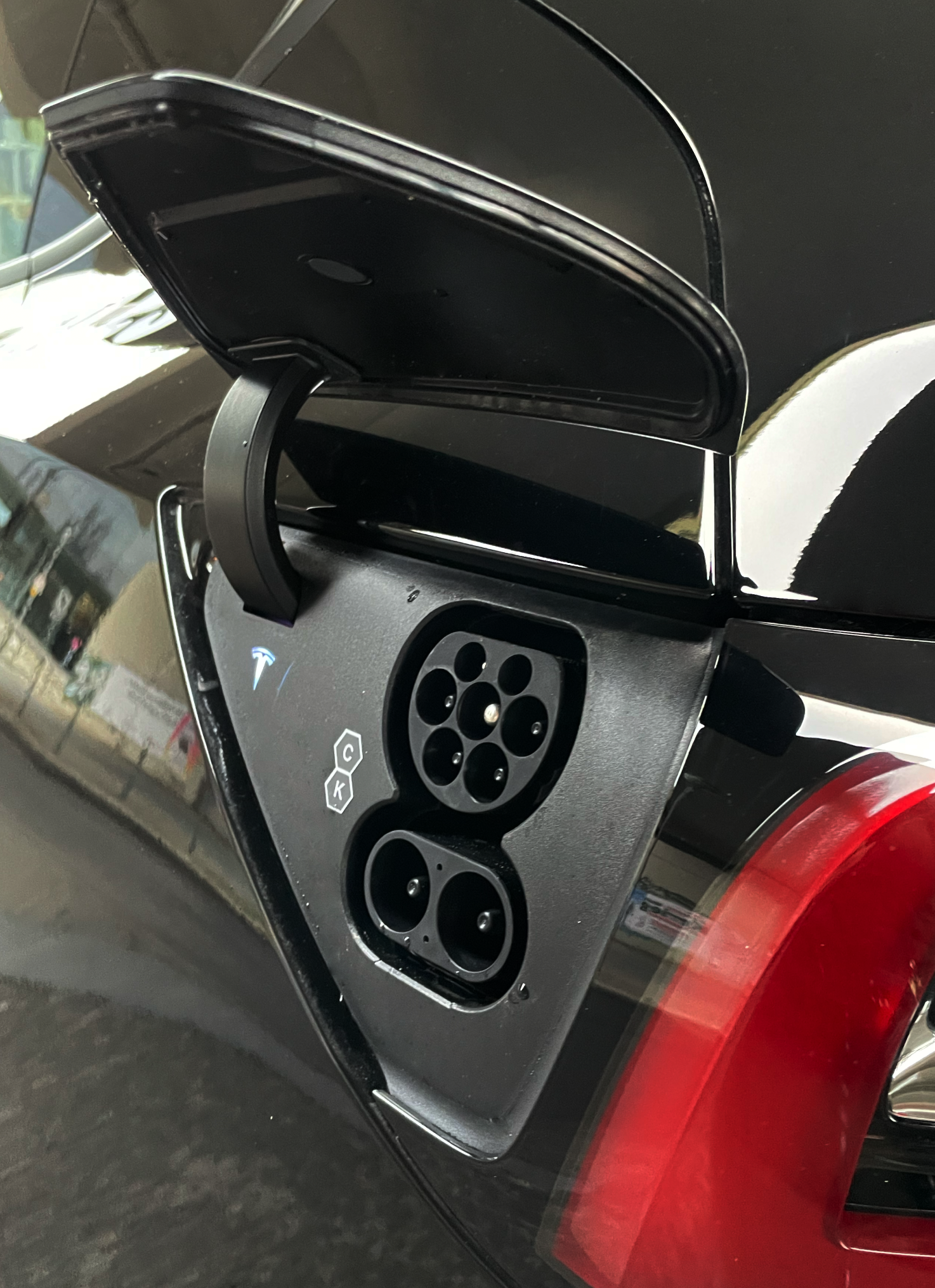 Tesla Model Y Charging Guide, Zecar, Resources